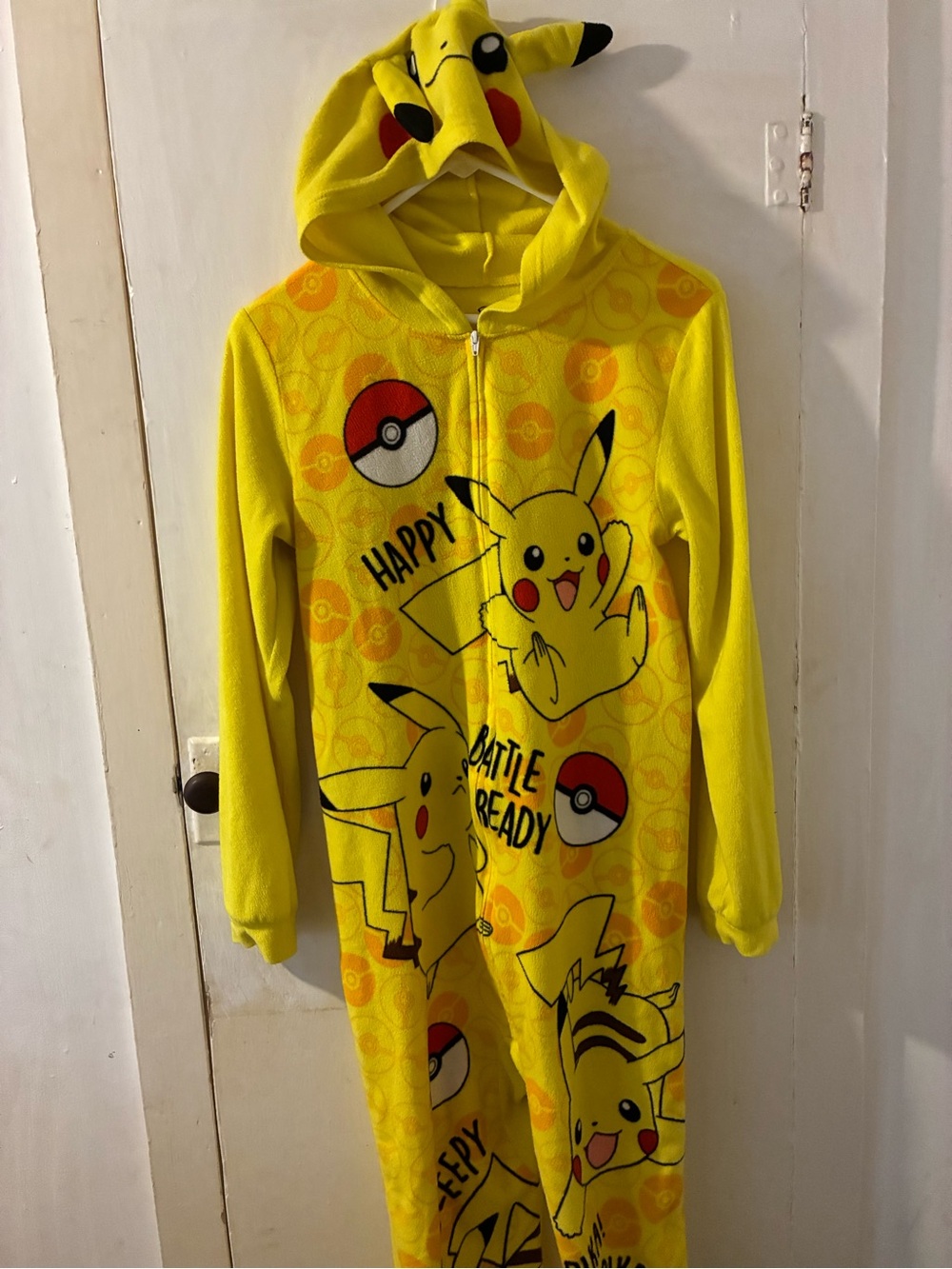 Pokemon Pikachu Kids Hooded Blanket Sleeper Pajamas Size XL 14/16